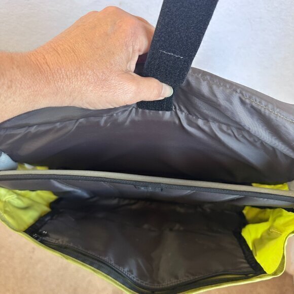 Kelty Green Messenger Bag‎ Crossbody Treble Briefcase laptop padded - Picture 7 of 7